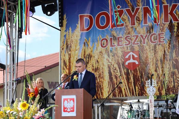 bbb03b962a5df06eddcac577a28b5061