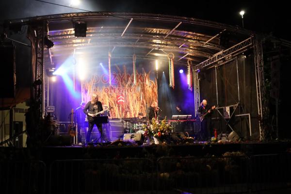 0ef8a71e27cae9c76ccb1b59dea4917f