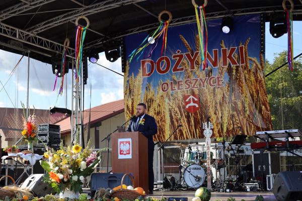 999731a399d37c0b4497a5a2b4430352