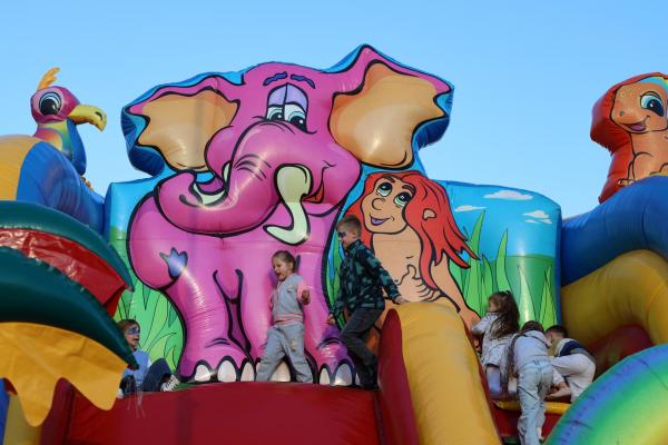 6f5b90398153126b07bb4860594c452f