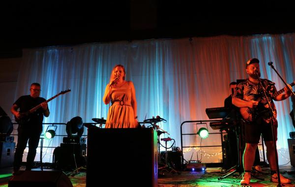 215597abc1ff7042290632756dd1623e