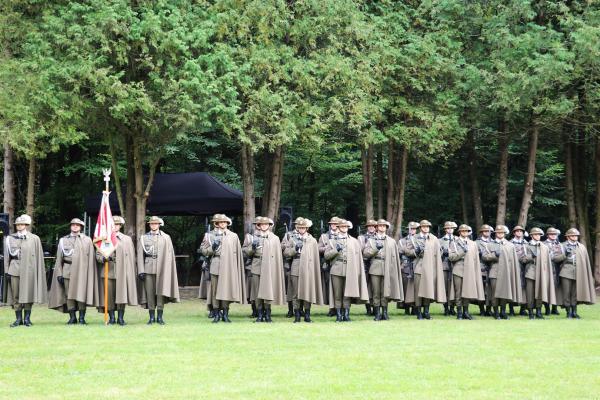 4ab4548621111735ff01940a10b2e831