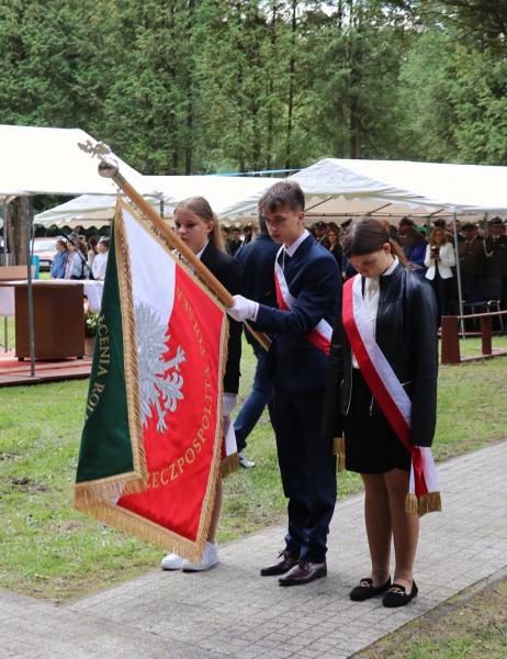 33a70baea646234ed612ea67976c1b6e