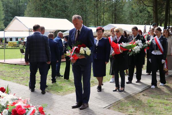 80424e0c3900f3e3f7b4e138b9349783