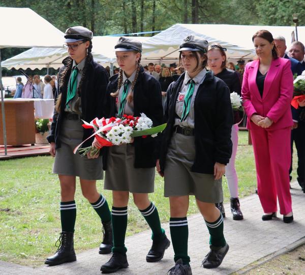 94e6c34d5eb25b8b6cf9a42a7f87ed39