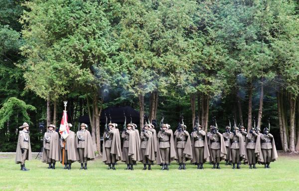 149bad053a8728a8a722e552d3cd6f9d