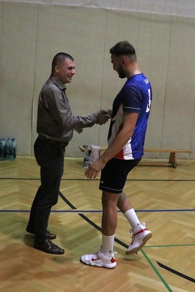 e6256367efa12ef8d3b085bf852755c4