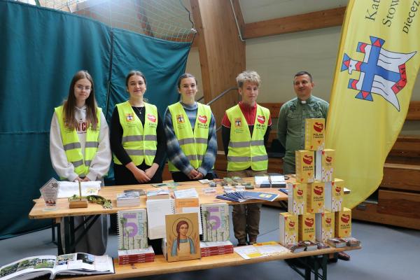 1b1279d1653fb772e7eb2e33a1665083