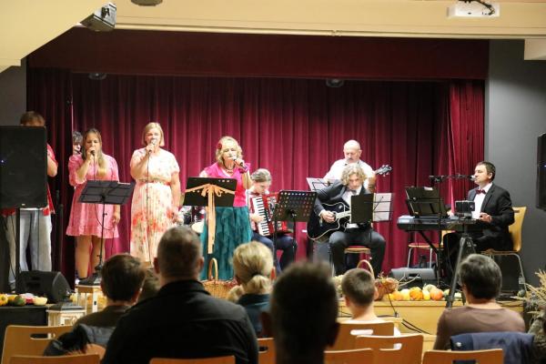 8ab4123f840cc50c4c3d8a849a53130f