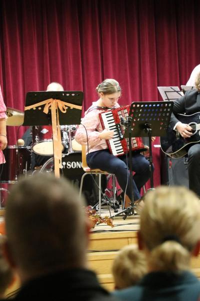 34509c6885853af8e5c8d2d0d886ac7f