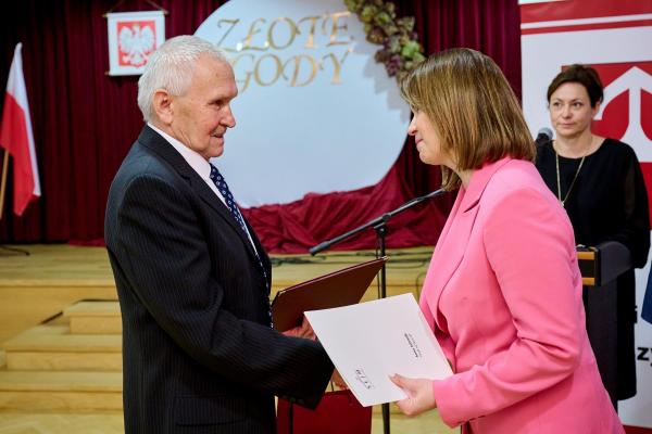 3252a4b2f432ef8cbad61abb4d756a36