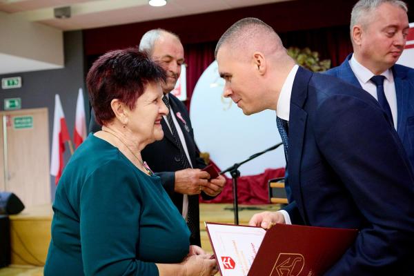 e685a772be44410d1987cbc0de676452