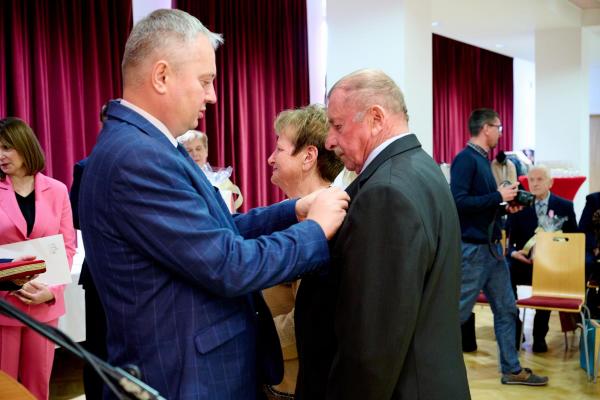 1d0ed59c18682d1da84d348de2b73102