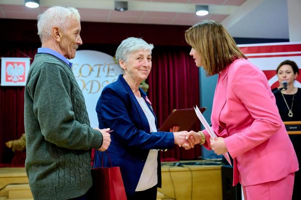 0cedd37d51035624d0e3624df338d61c