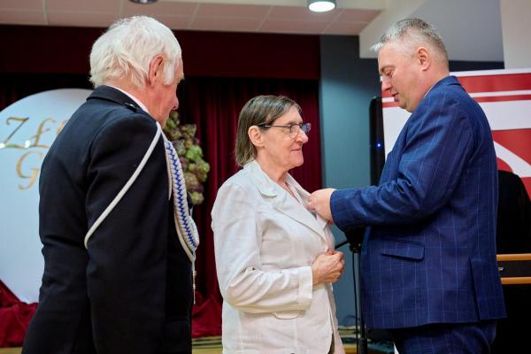 cb569d36ca8ed648dc98b104863a9701