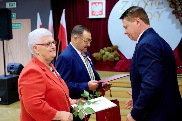 19e8969fa0e75c05639f4f72c523bc2f