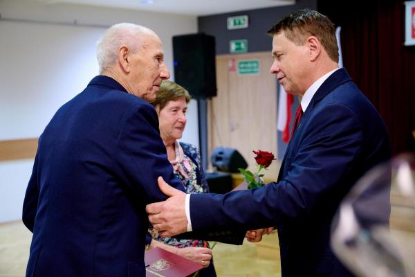 58d9078fd480eda3f0383e499ab6cac9