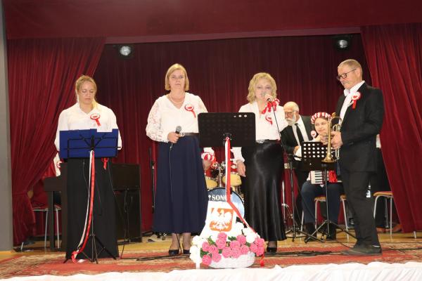 5db8f3f81641c96ea9a04c76858e614e