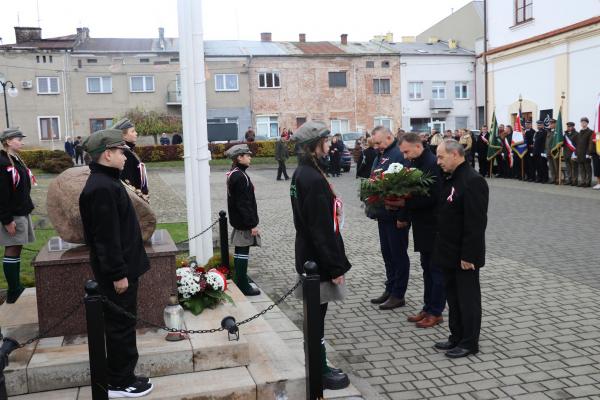 0adde9ade6a135f01ebcf925e2d9bb64