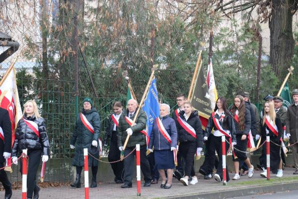 676adccf5dfce78ef3f351c1ee951e1b