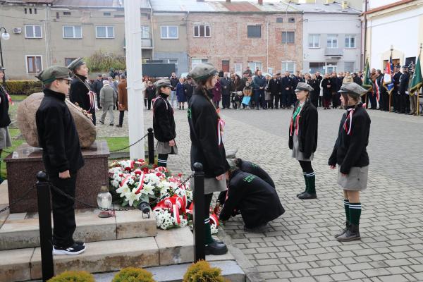 98e3c568933f42a6728b762192b0e146