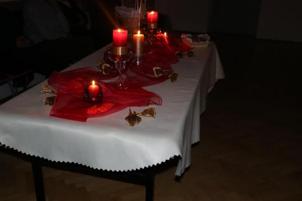 6927ffc0de9122cde3a9bfdff3078178