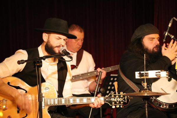 dcc695f80e42c2732deac14372a6d415