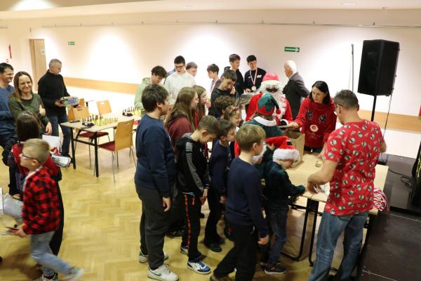 087561b3c5f35cb7d1443b3e7d3649f0