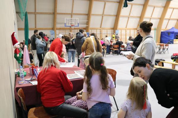 352a2d439d43041ac89738ddb3ae0c7b