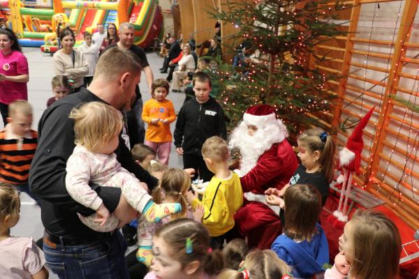 8320e7d58192306ec0aa27e50cc3bd5e