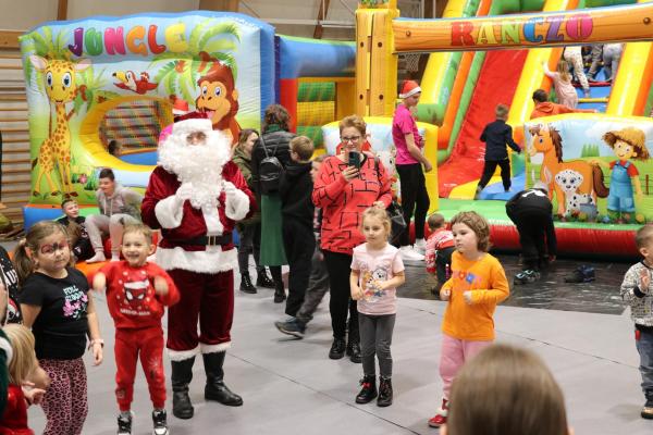 d8960245a72e03239a56593daa2e8265