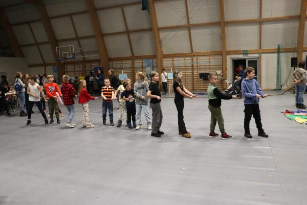 ed3562eb745ab858f1b644c323d9eab3