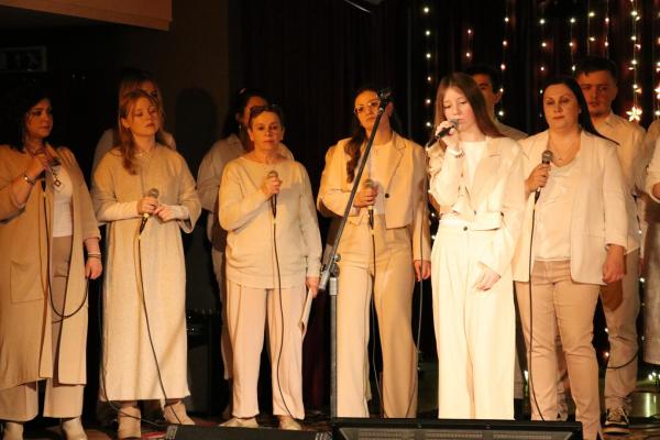 9fef290fa1c701d835153250d25642a7