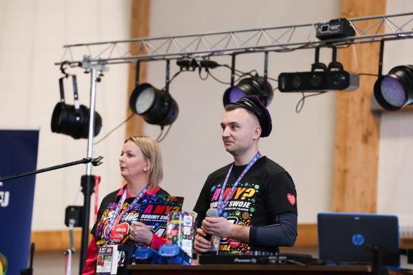 049ab127b906c5616a54d9f1785dcdc8