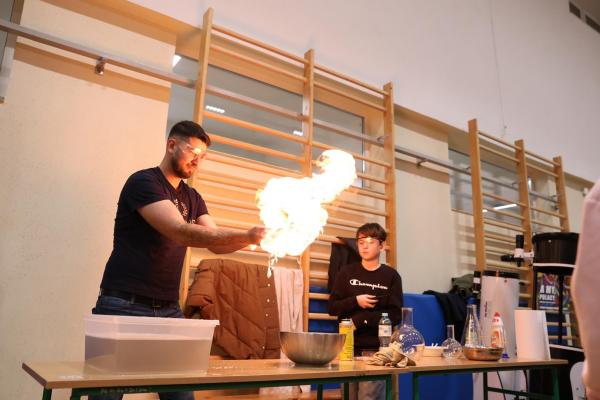 bd34d3ac30bd8b04bce70eb69d4dfc2f