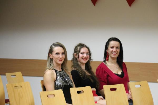 61234bdbe8ca4e4a3cc91552c8e3220f