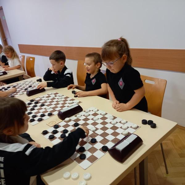 8a634aca3bde6bf69512eff9ac197677