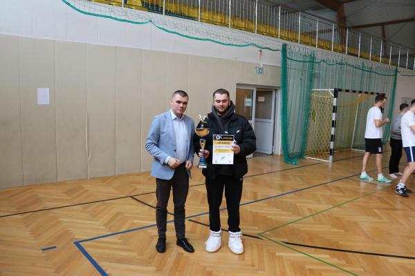 50590db4d2a04980935ff34217207ec4