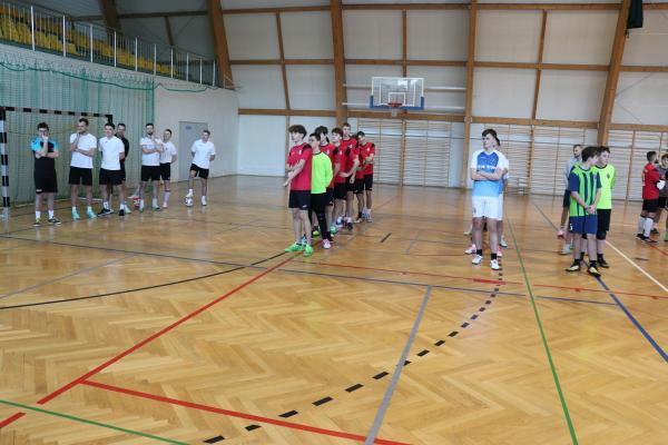 7a537855f5c5d81235b87bda4f0a13ec