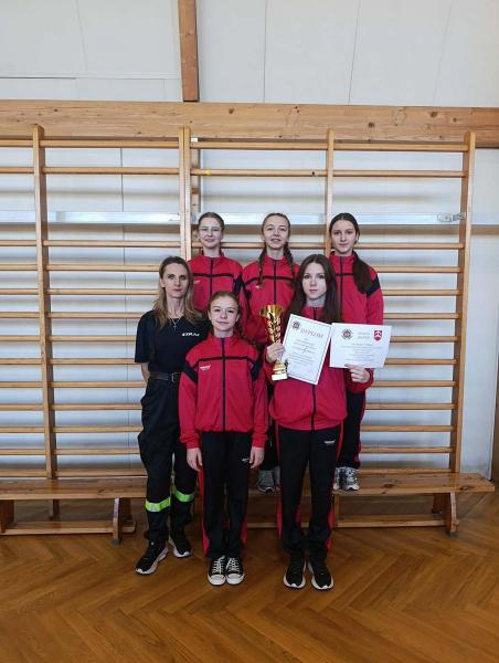 2372e643b2eb2300fd382e0d4ace4958