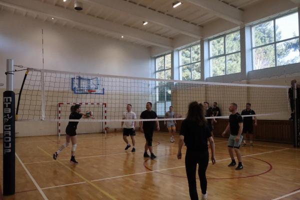 27e58c4e31ae14e971d32e9356d9a50e