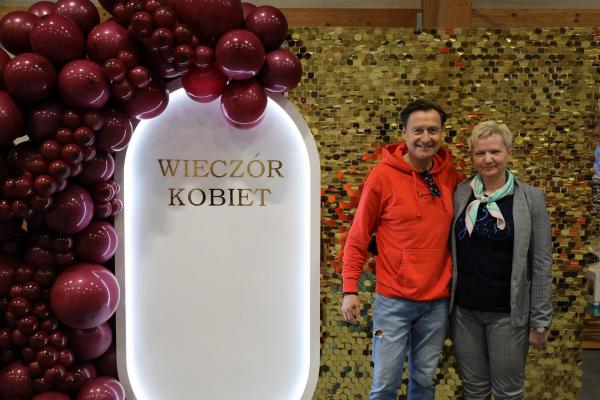 ad189616f67cbf51351cf1bc327fe9b8