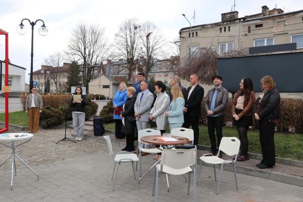 eae7b13c0d58f4947a94a9c7936b0efa