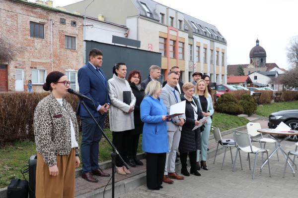 b3ef6d2f92a7d7247338d84d166f2b2e