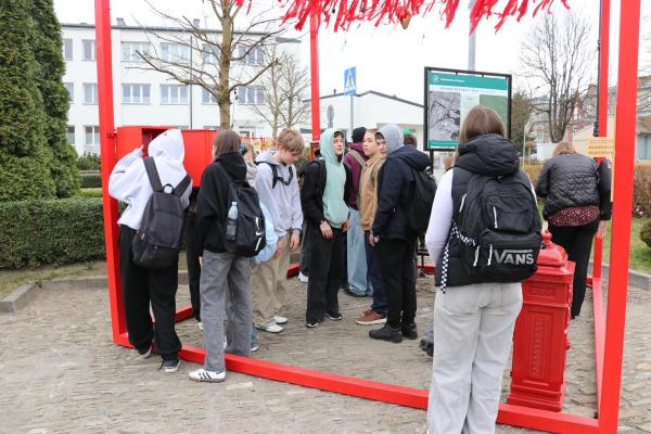 51e0b964a5a5c6108f5b59822d87fc84