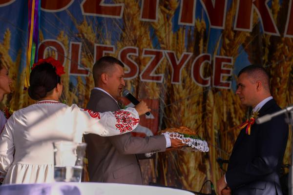 9c0afe9e947c3d0ec46f5e354de05b83