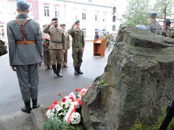 b00fc3c4b570e94653534b401a5c7bed