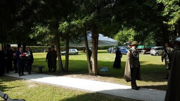 5c5c39f4996e3b36001c2a69b420c315