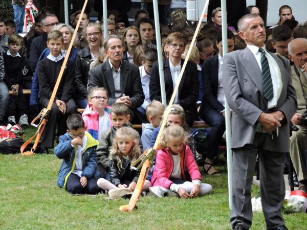 d90489f8f6a59d5a452d1ed2ec59200c