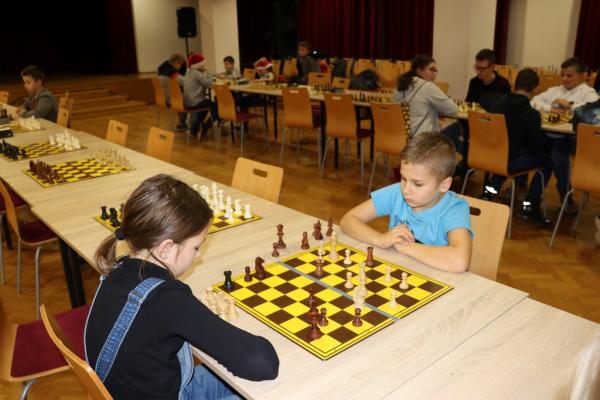 ca0aa5de09b8da20f274d74b04f833e0